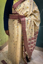 Load image into Gallery viewer, Assam Saree Maroon Pan
