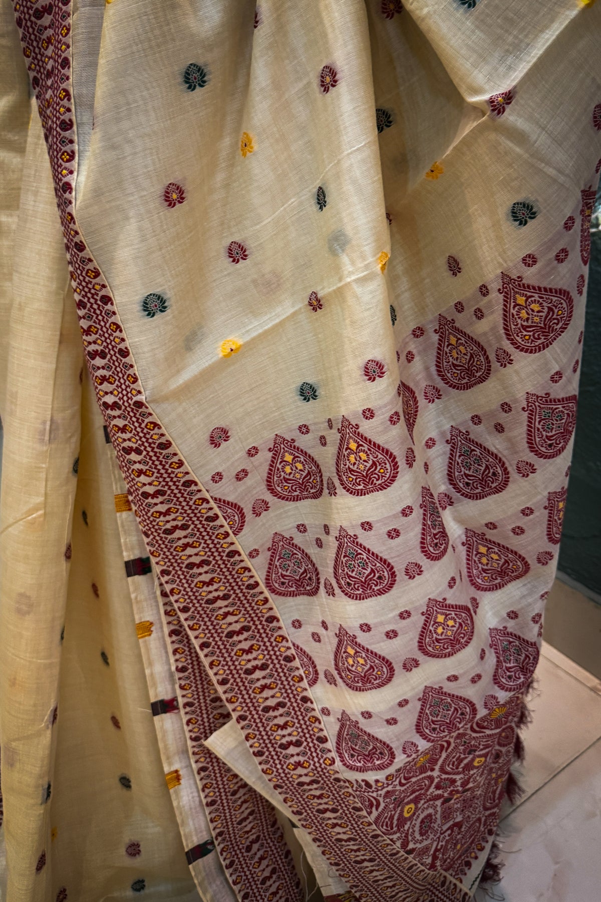 Assam saree maroon pan