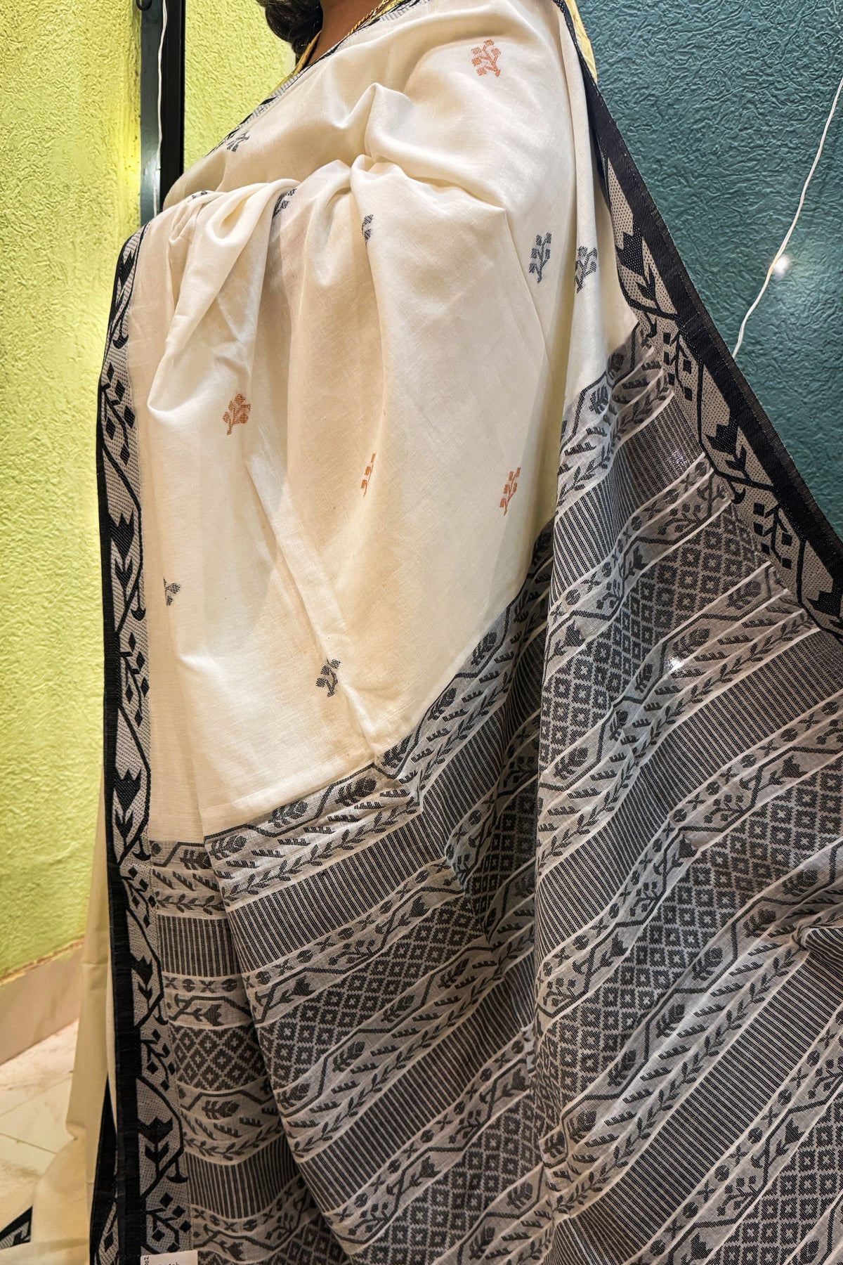 Manipuri cotton handloom   white black