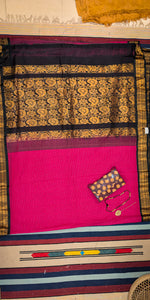 Load image into Gallery viewer, Rani and black cotton gadwal
