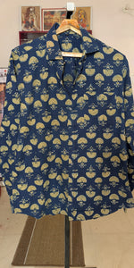 Load image into Gallery viewer, Men's Shirt - Blue Flowers
