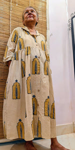 Load image into Gallery viewer, Veg Dye Pleated Dress Offwhite
