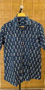 Load image into Gallery viewer, Men's Half Shirt Blue Saplings
