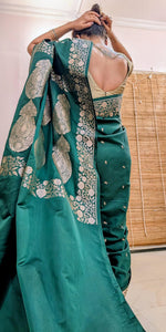 Load image into Gallery viewer, Banarasi Green Boota with Border
